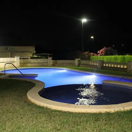 A 250 Metros De Playa Deveses - Piscina Y Relax Appartamento