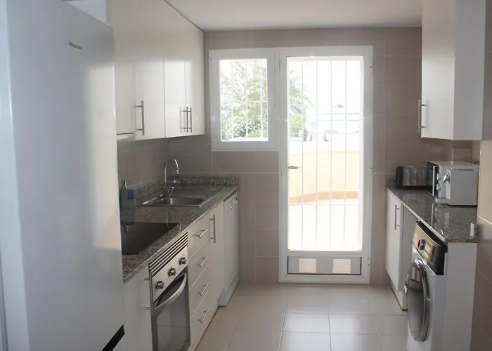 Daire A 250 Metros De Playa Deveses - Piscina Y Relax *